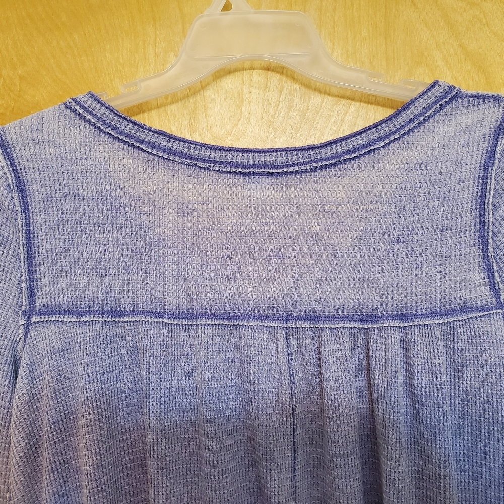 SOLD 🚫 We The Free Kai Thermal Henley Top Lilac Flowy Long Sleeve Blouse - Picture 5 of 7